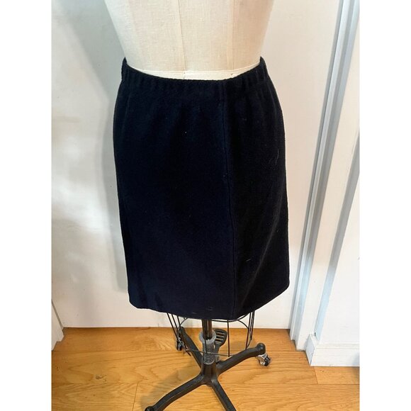 ST.JOHN COLLECTION Black Santana Boucle Knit Pencil Skirt Size 4 - Picture 2 of 9